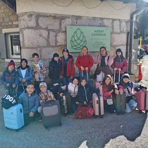 Api und Delfini in Candriai 