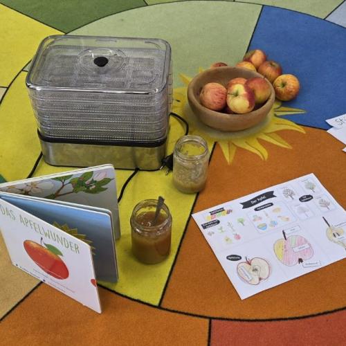 Conigli am Tag des Apfels